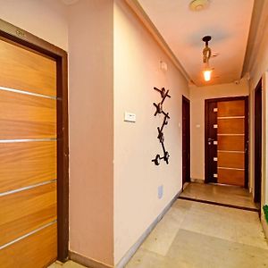 Super Collection O Avenue Regency Near Kalighat Kali Temple